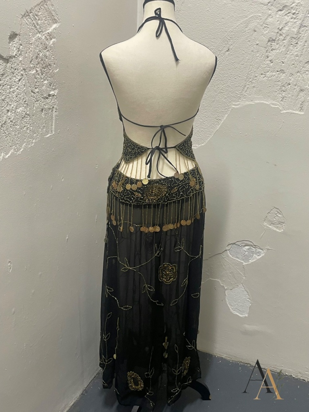 ✨ Stunning Vintage Hand-Beaded Middle Eastern Belly Dance Costume Set ✨ - Picture 5 of 15